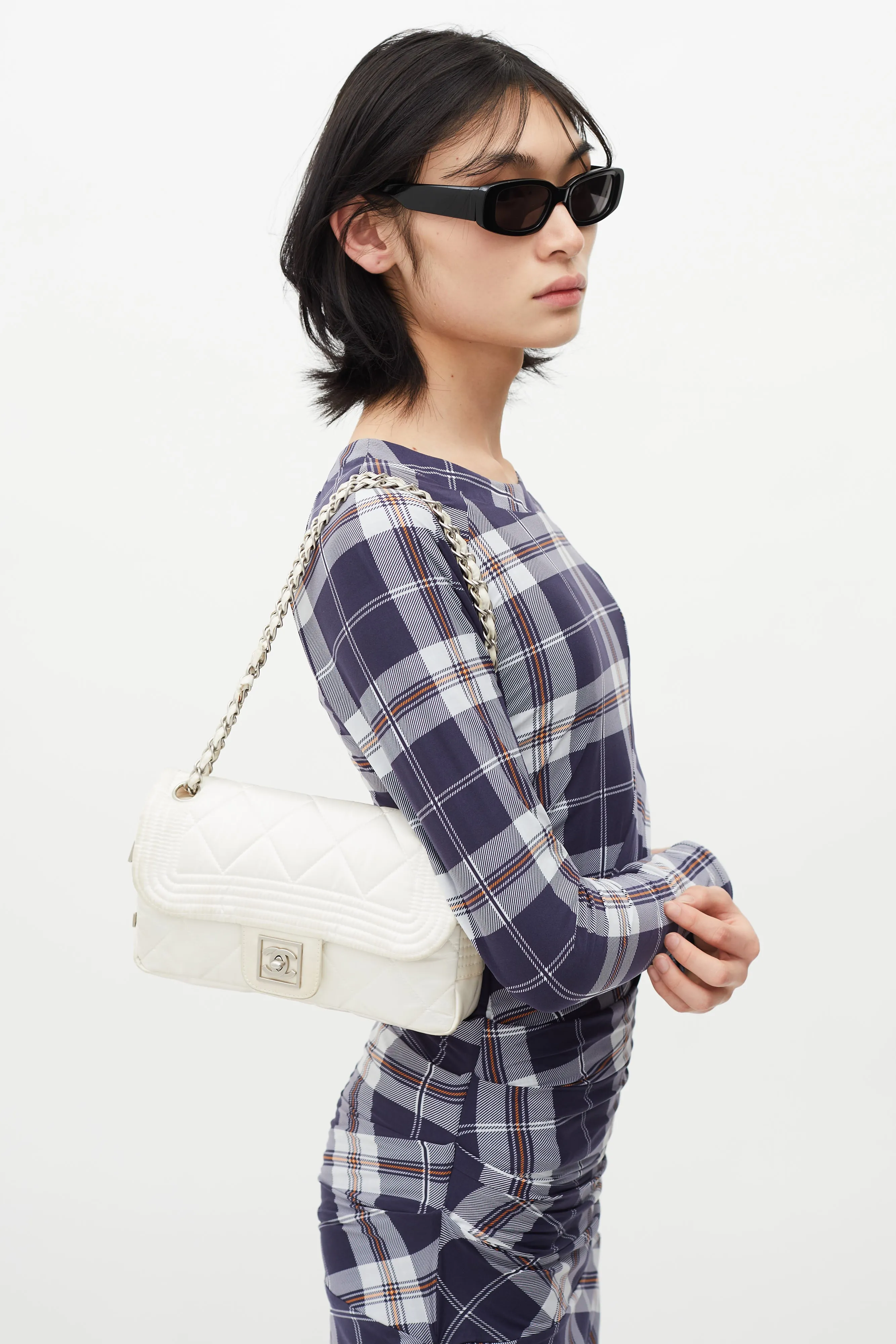 2005 White Nylon Ski Sport Flap Shoulder Bag