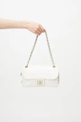 2005 White Nylon Ski Sport Flap Shoulder Bag
