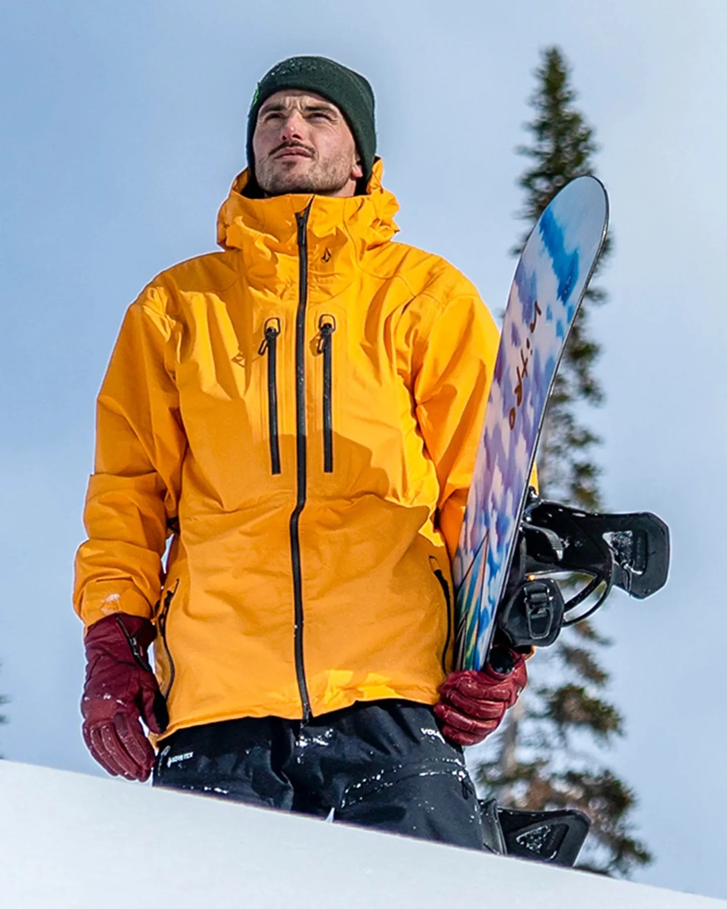 Volcom Mens Gold Guide Gore-Tex Waterproof Jacket - Ultimate Outdoor Performance