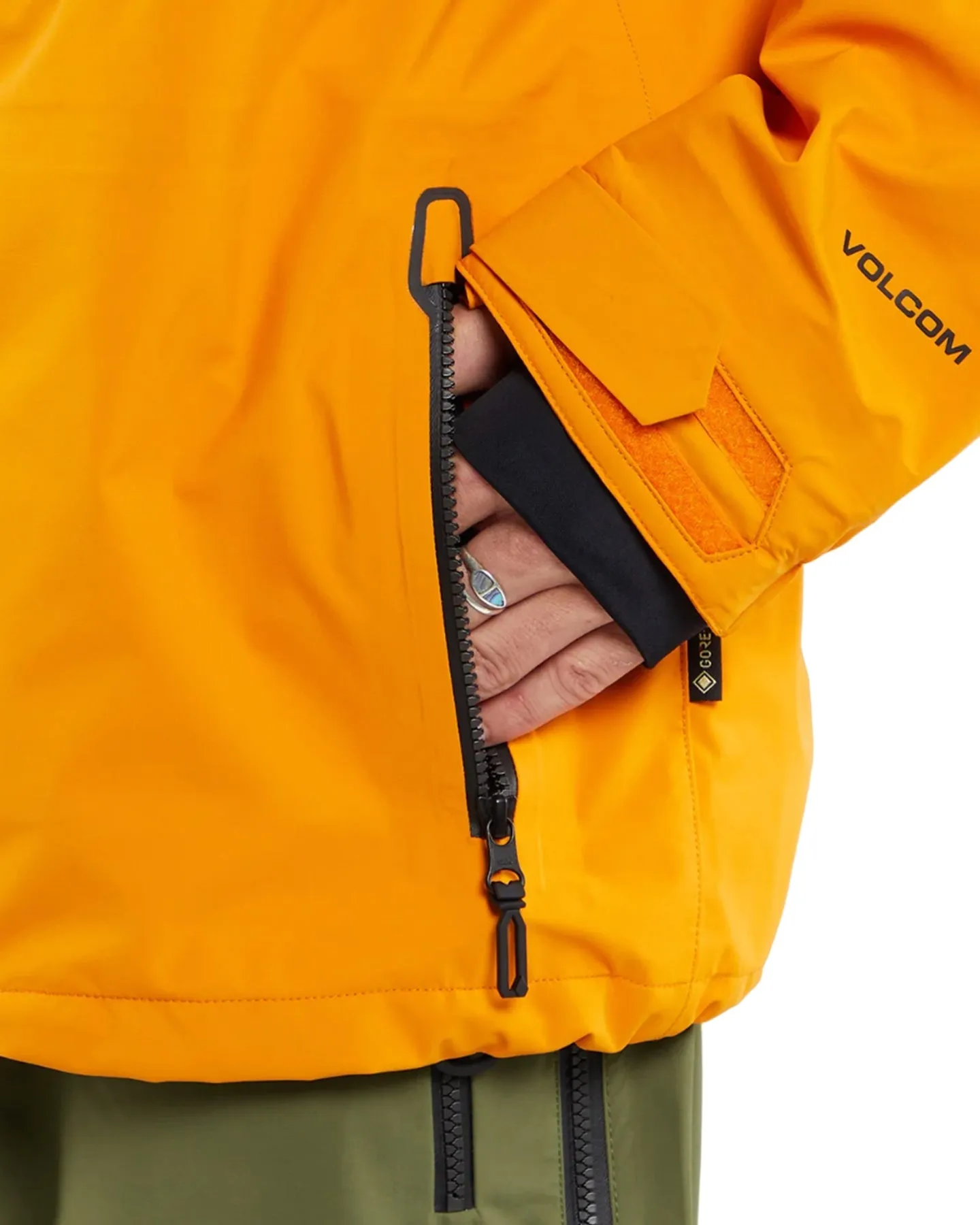 Volcom Mens Gold Guide Gore-Tex Waterproof Jacket - Ultimate Outdoor Performance